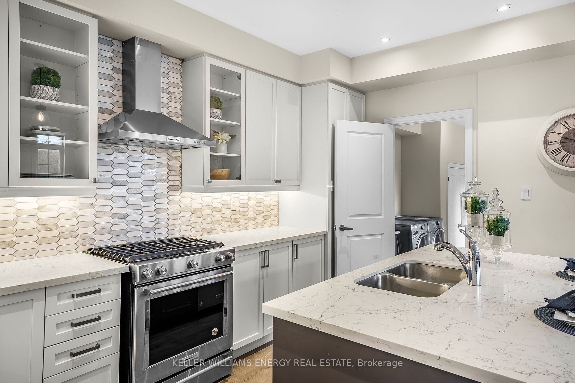 2 Drayton Avenue