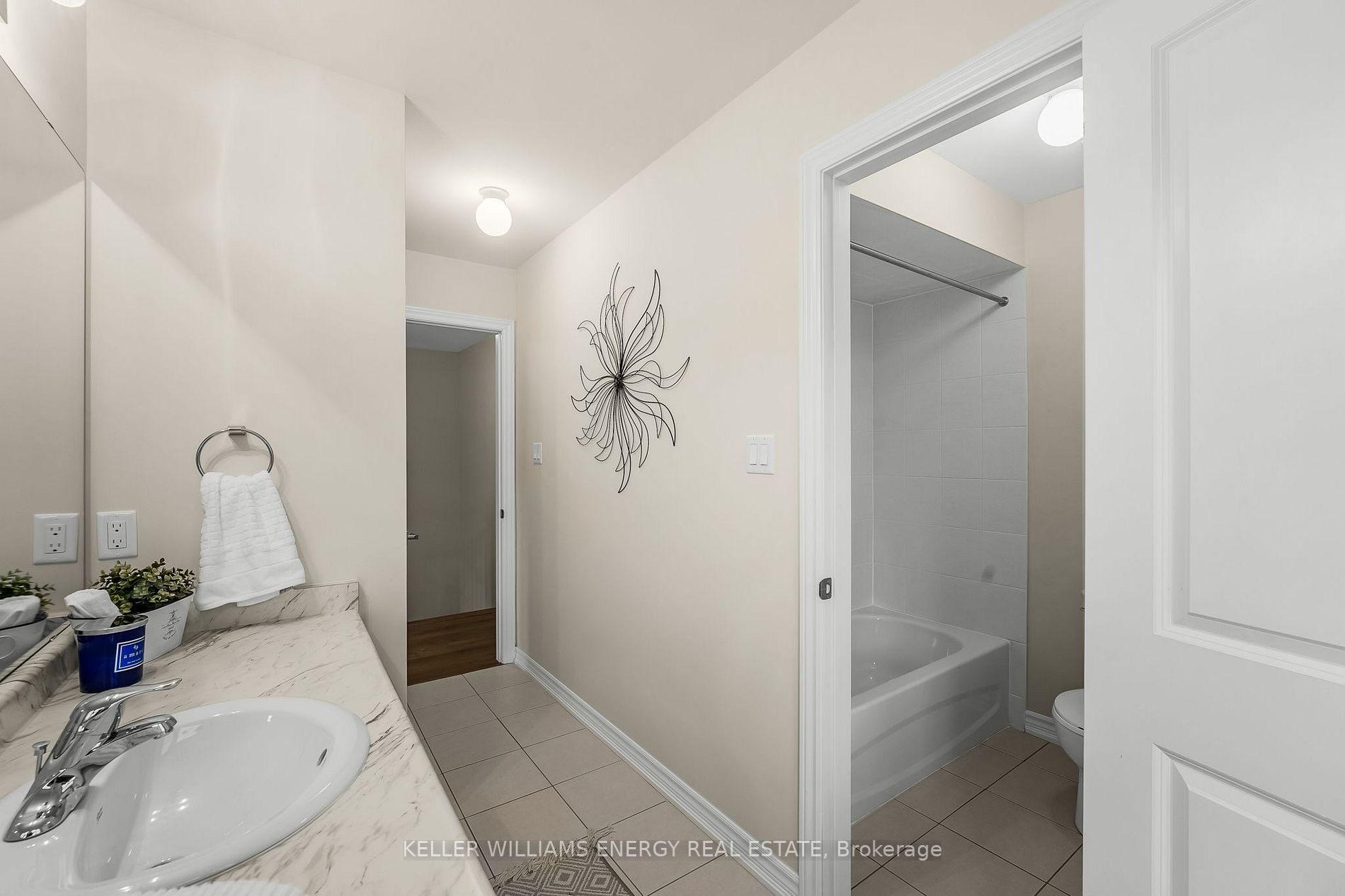 2 Drayton Avenue