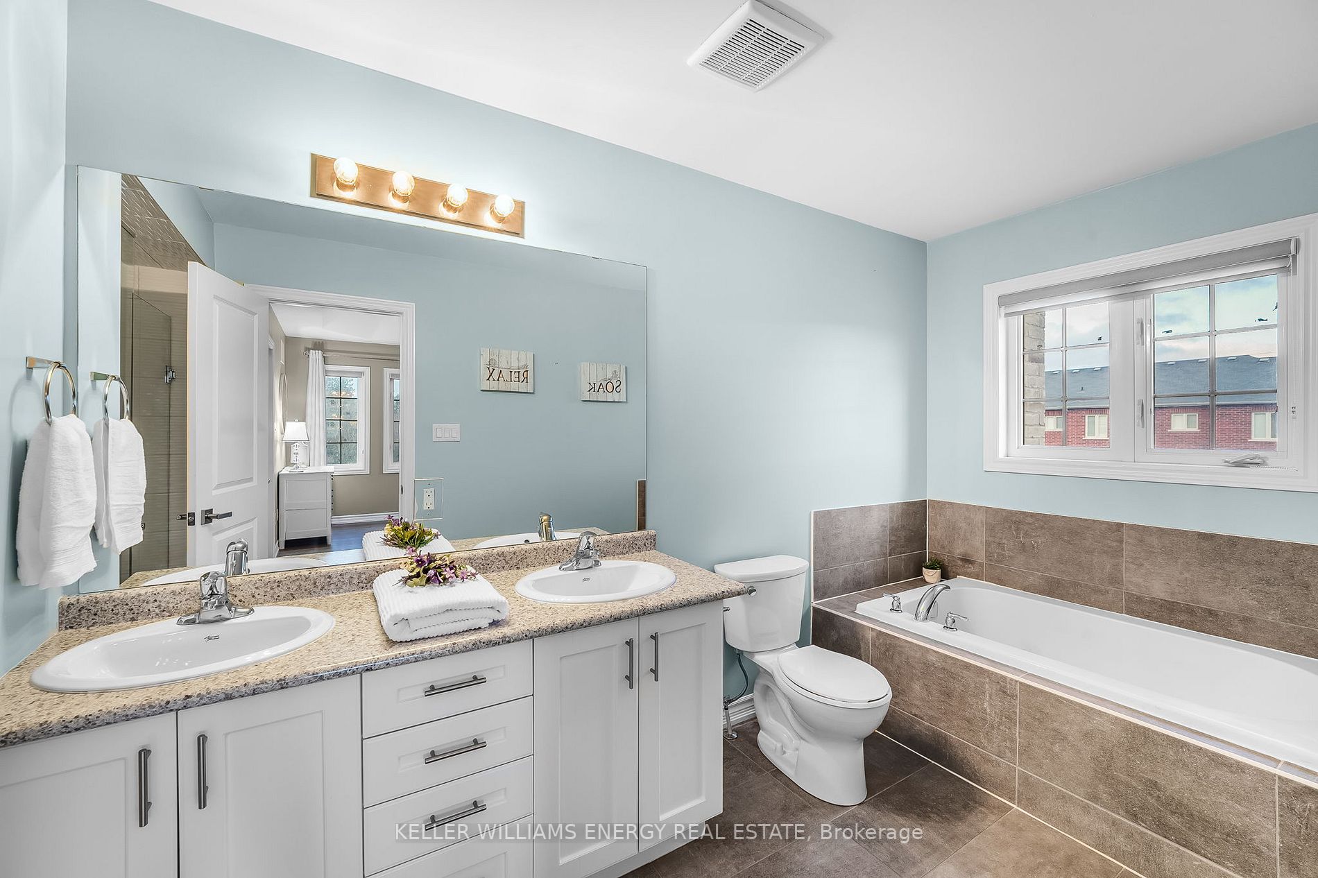 2 Drayton Avenue