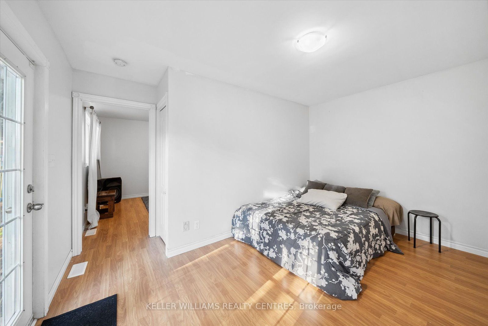 22 Roser Cres