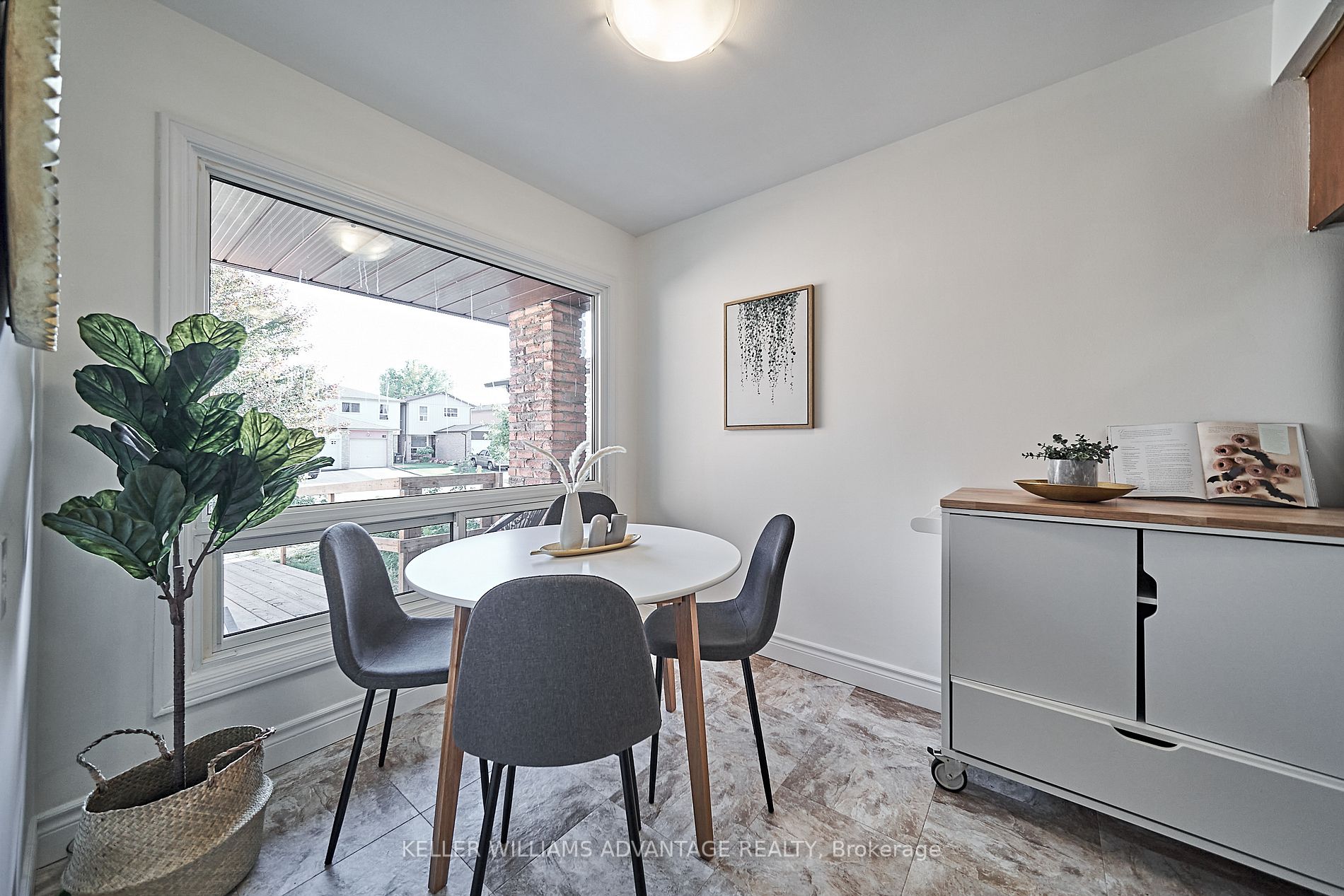 31 Granada Crescent