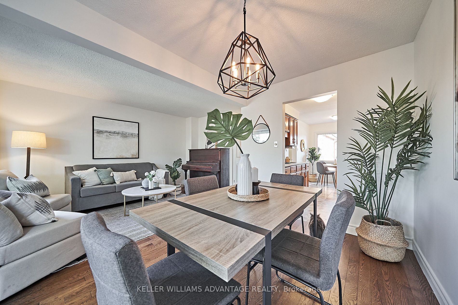 31 Granada Crescent