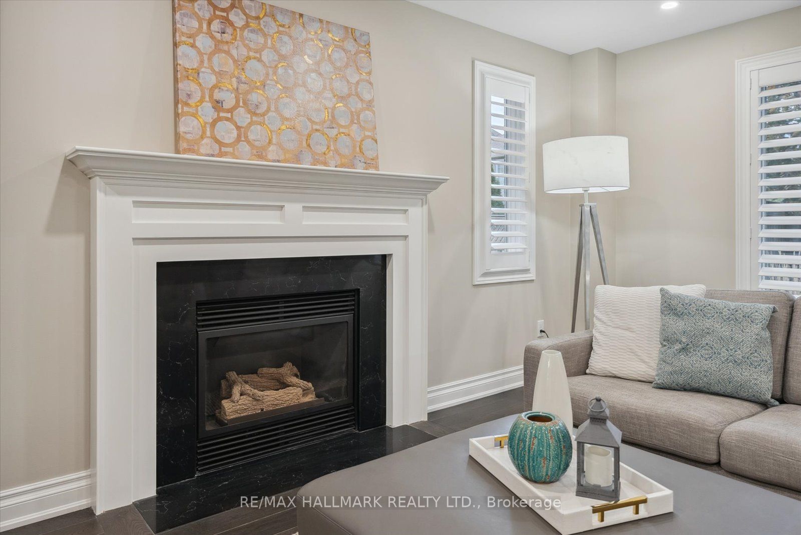 12 Mortimer Cres