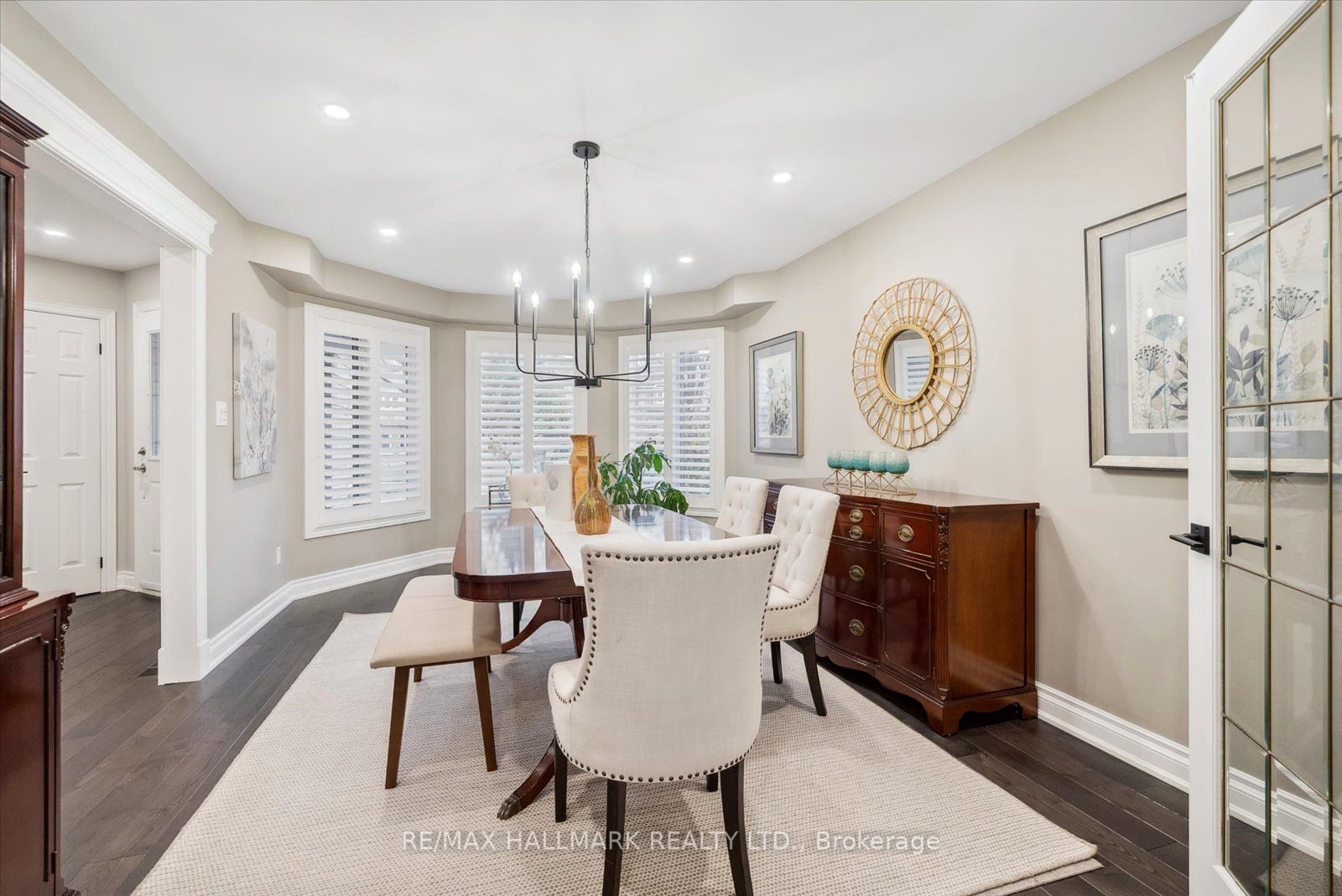 12 Mortimer Cres