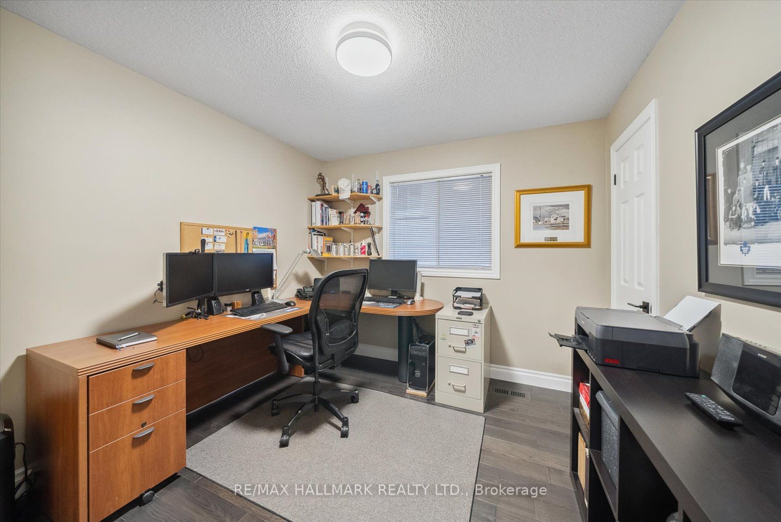 12 Mortimer Cres