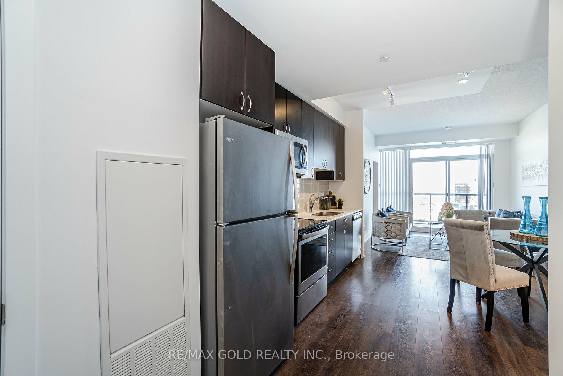 1255 Bayly St, #Lp03