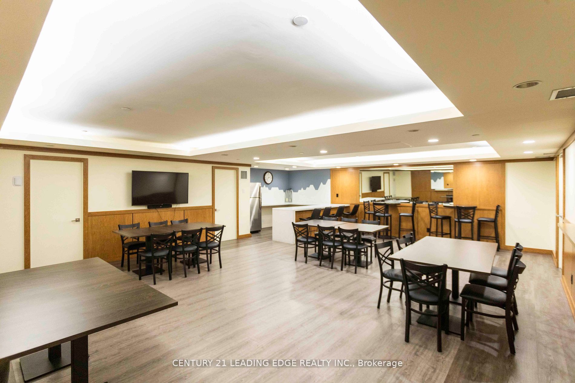 330 McCowan Road, #1802