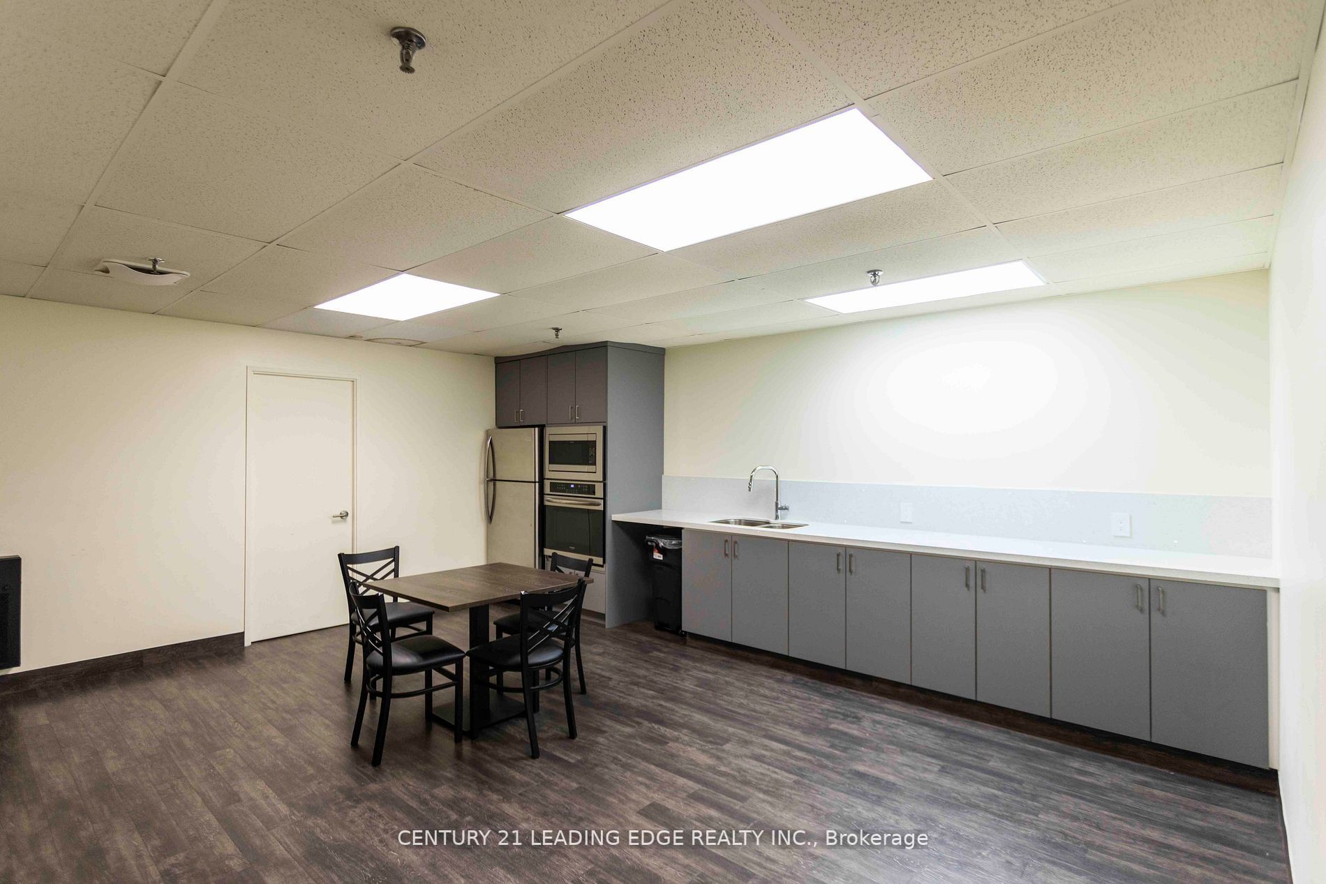 330 McCowan Road, #1802