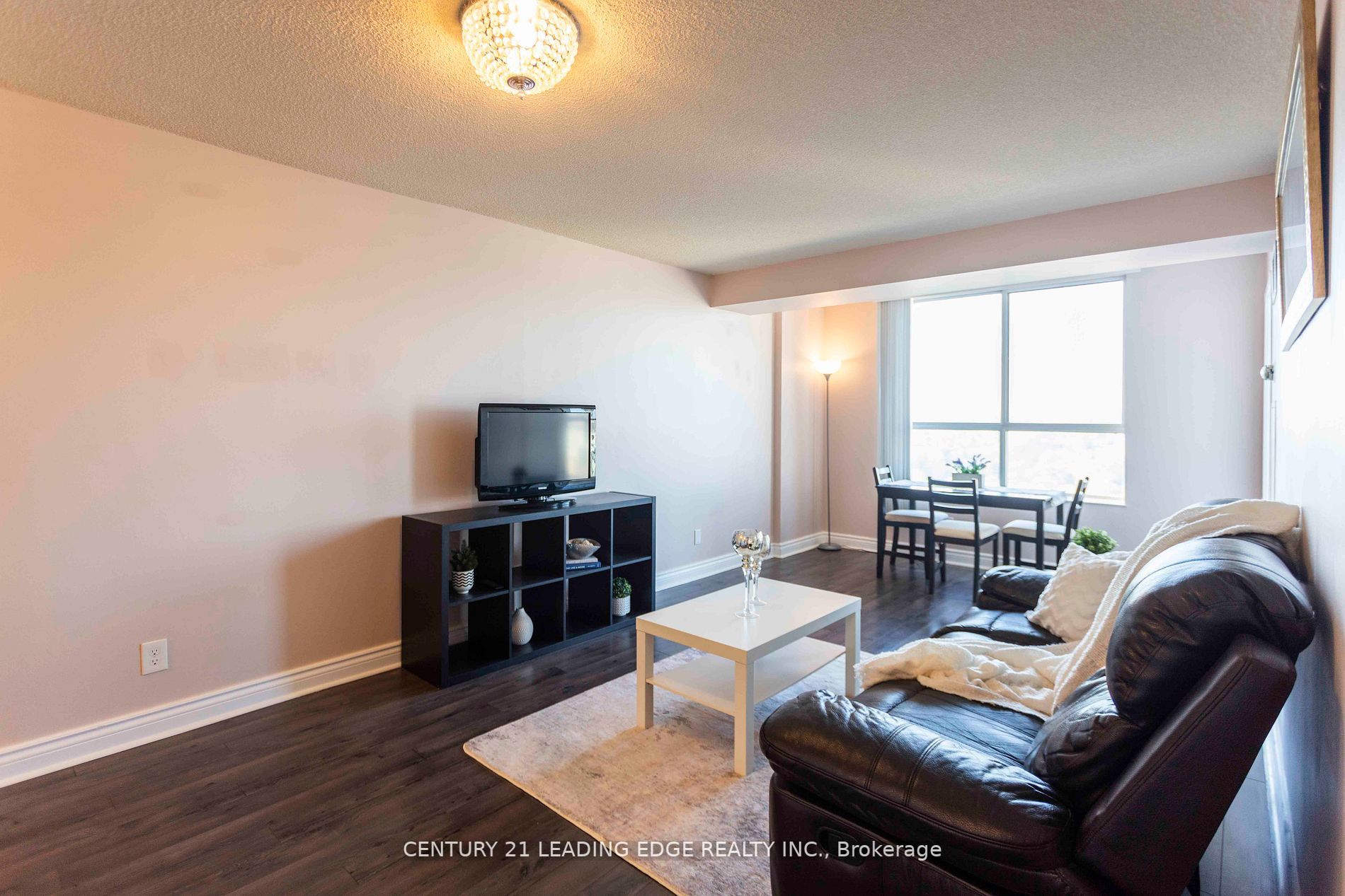 330 McCowan Road, #1802