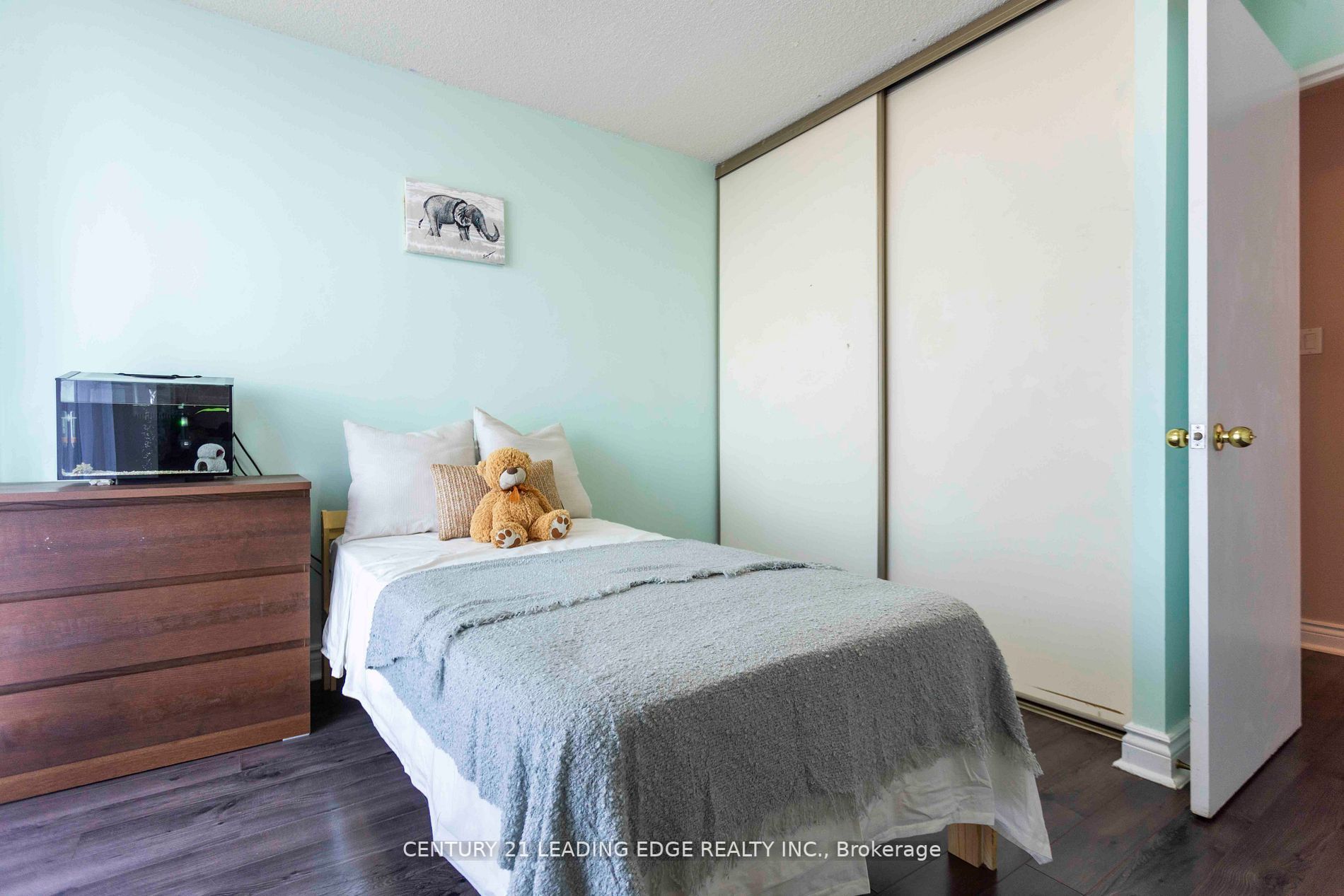 330 McCowan Road, #1802