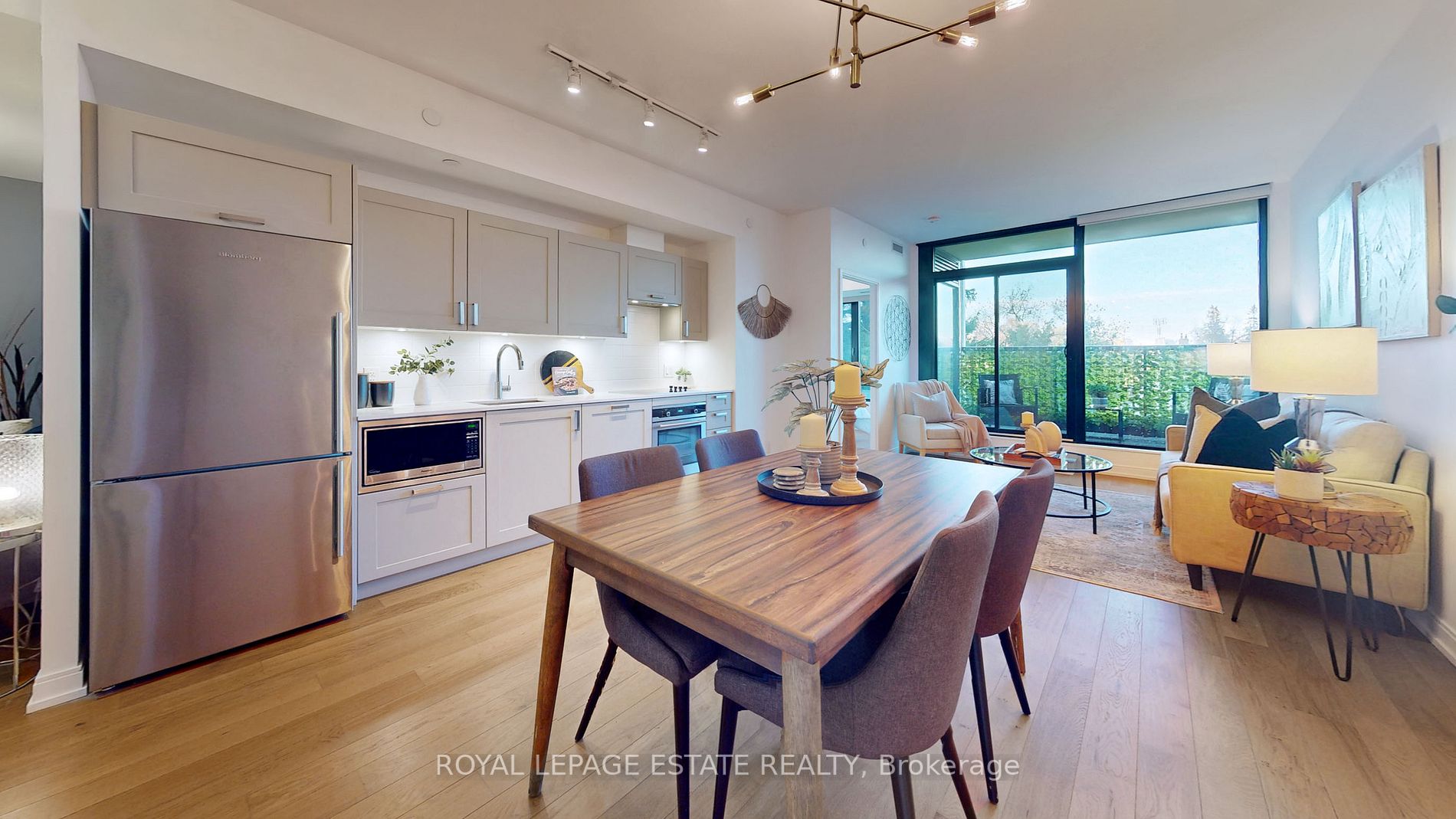 1100 Kingston Rd, #213