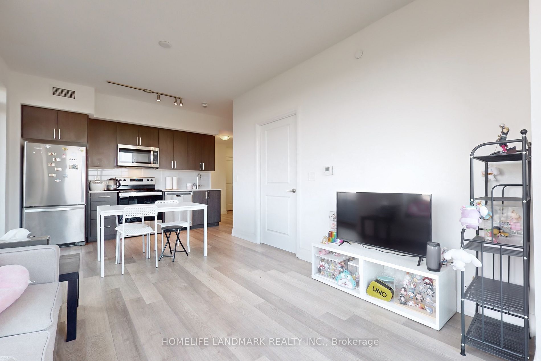 3121 Sheppard Ave E, #1702