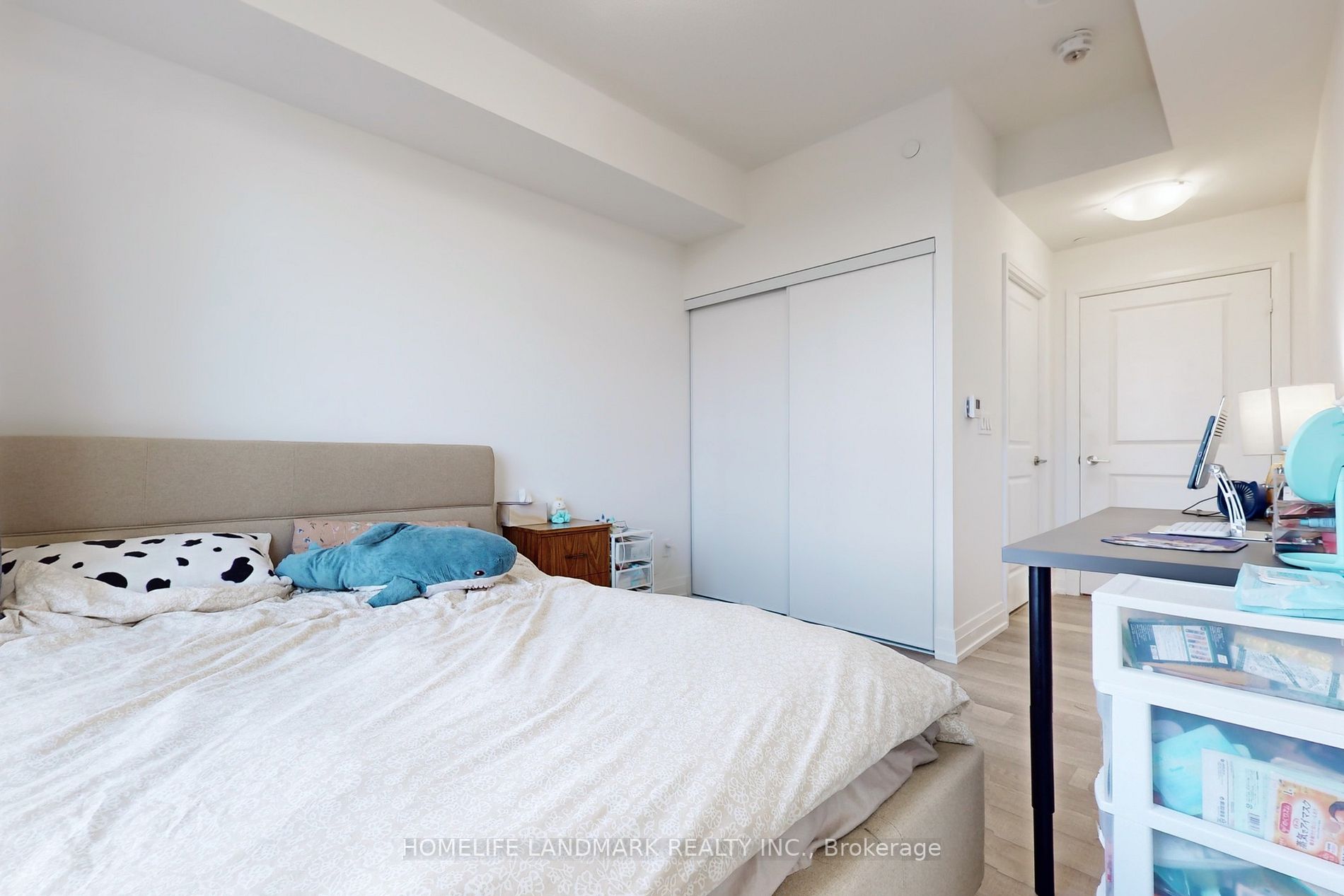 3121 Sheppard Ave E, #1702