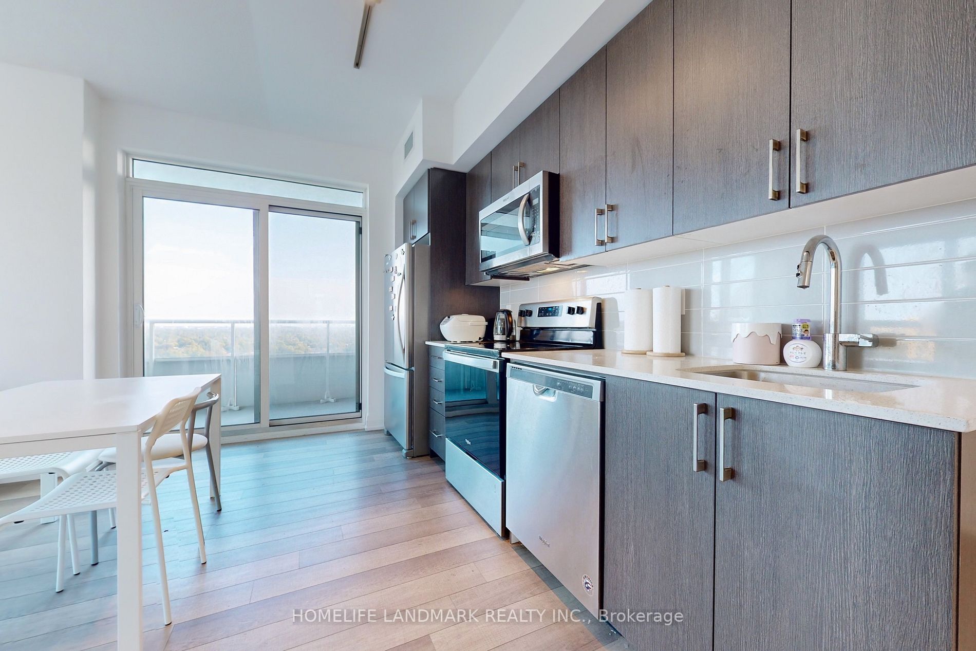 3121 Sheppard Ave E, #1702