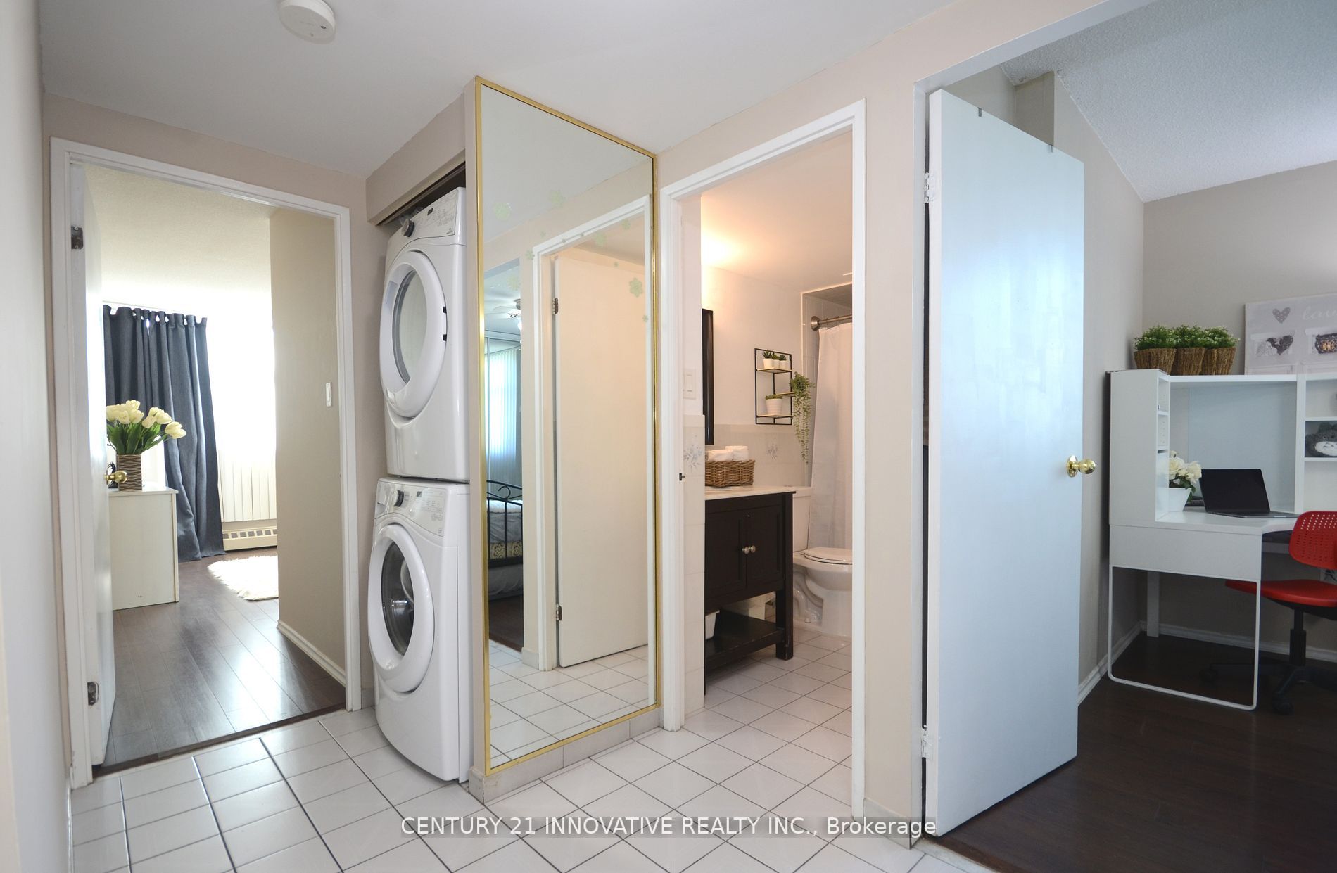 2050 Bridletowne Circ, #204