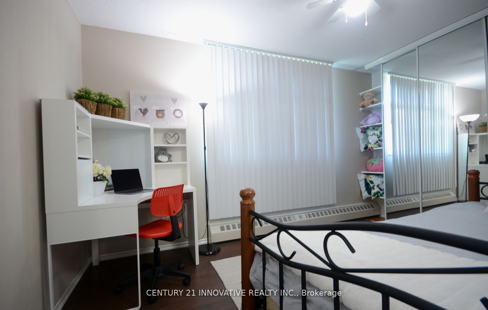 2050 Bridletowne Circ, #204