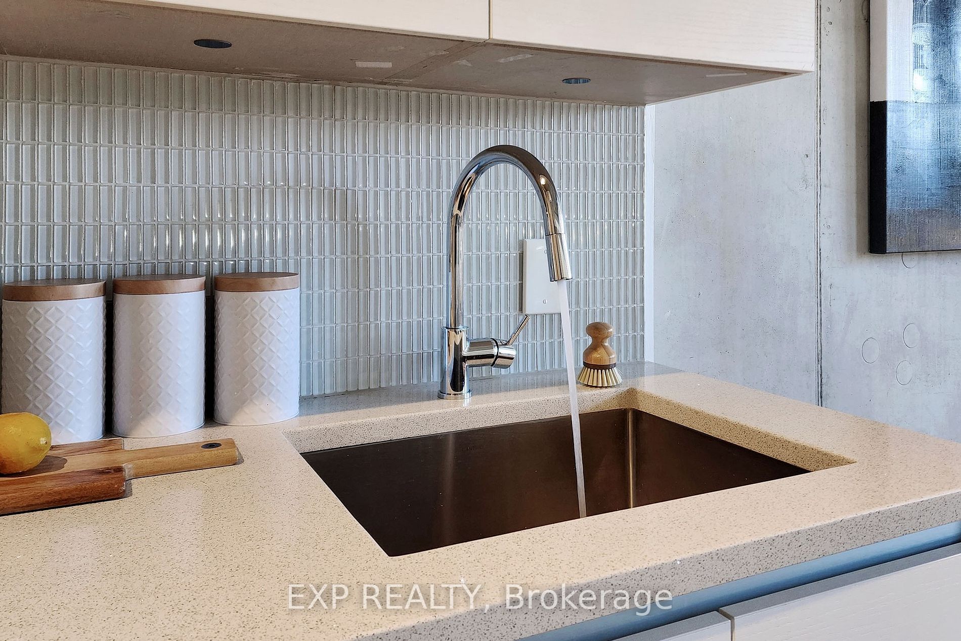 246 Logan Ave, #319