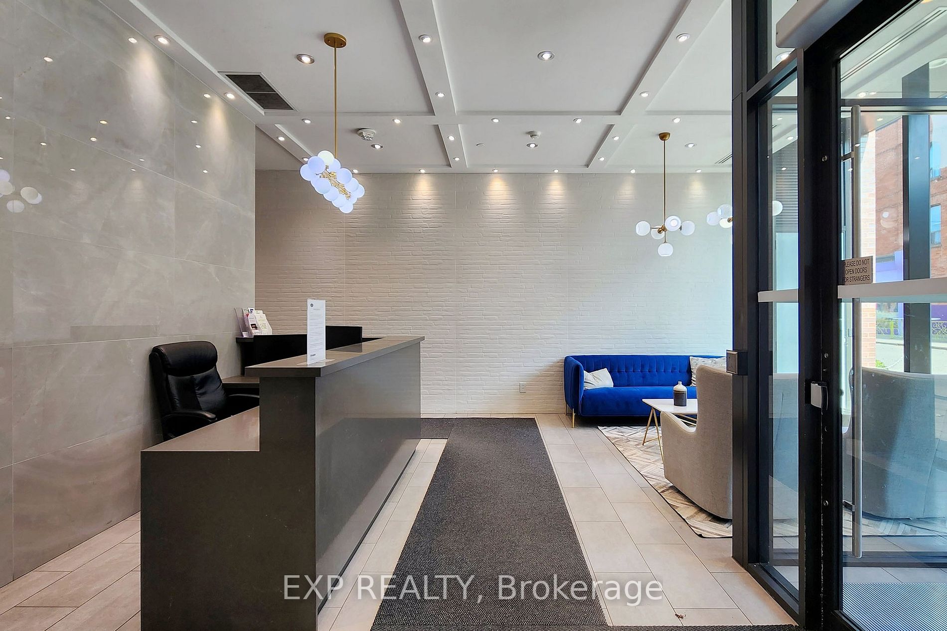 246 Logan Ave, #319