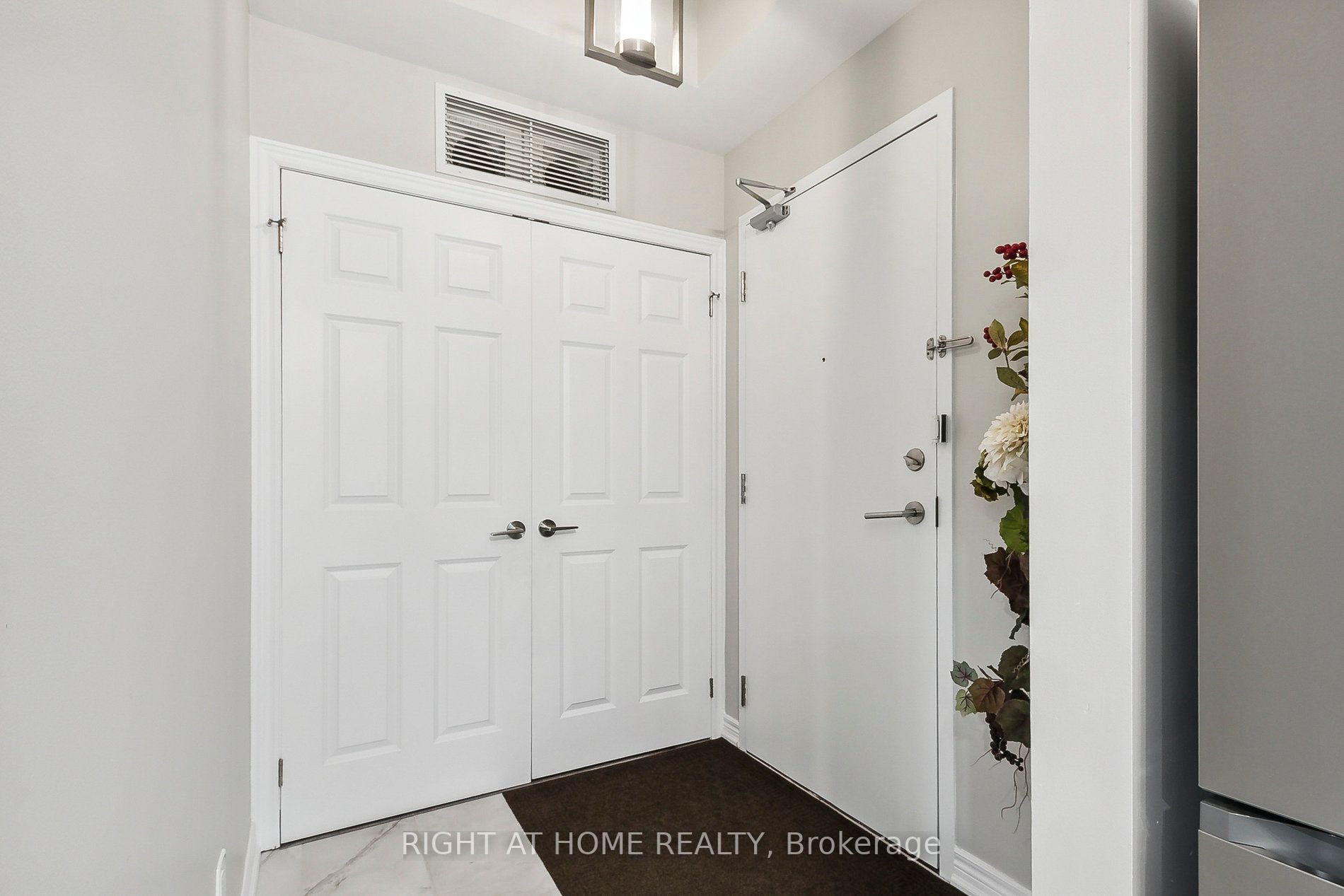 650 Gordon Street, #309