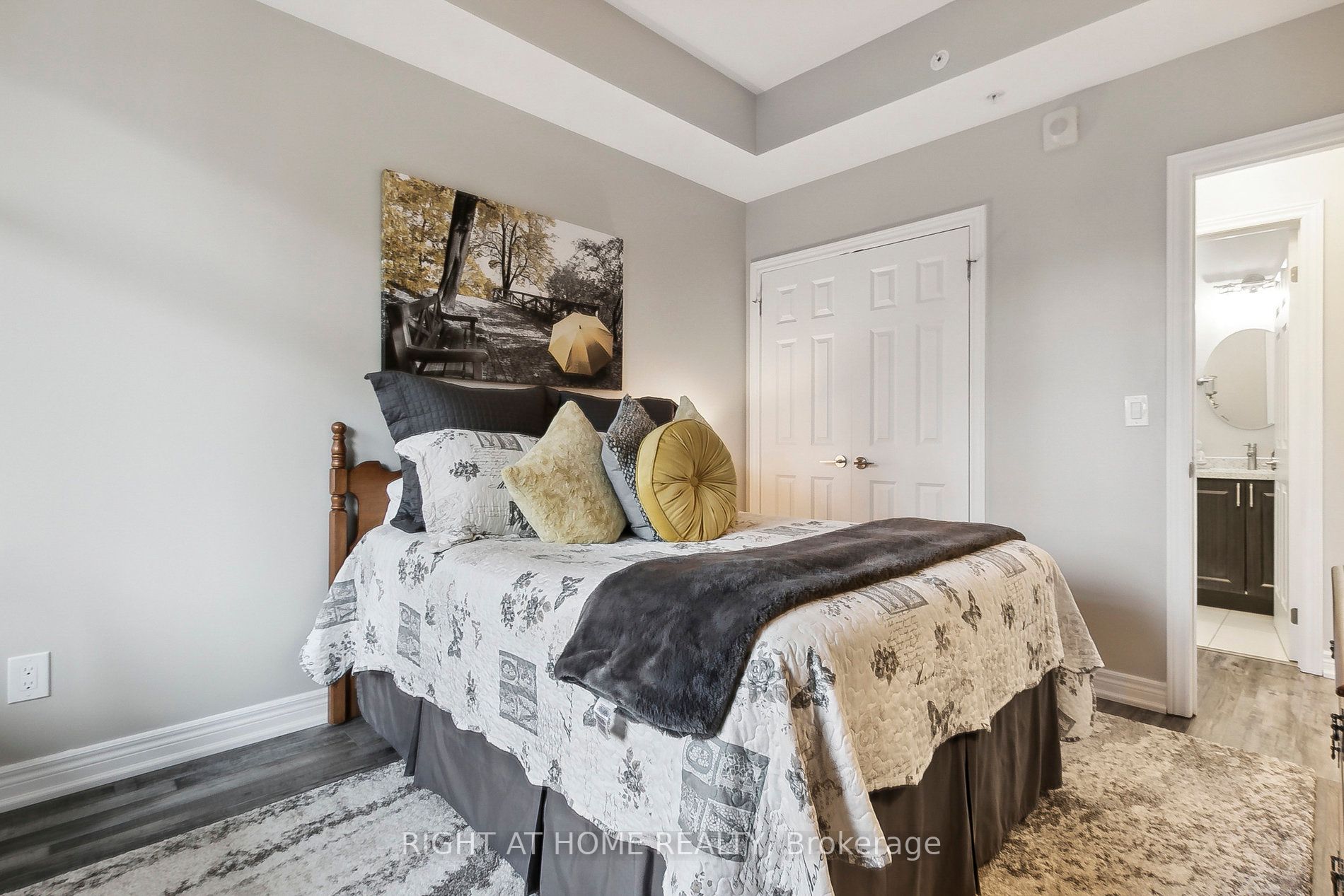 650 Gordon Street, #309