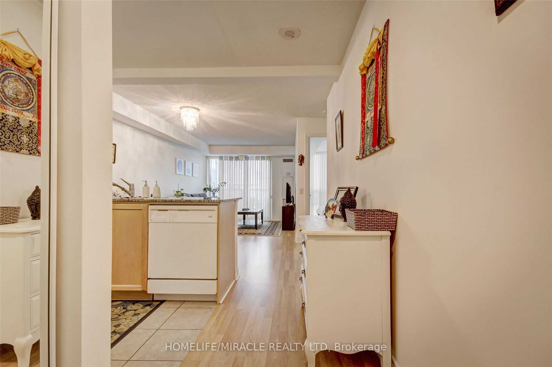 83 BOROUGH Drive #410