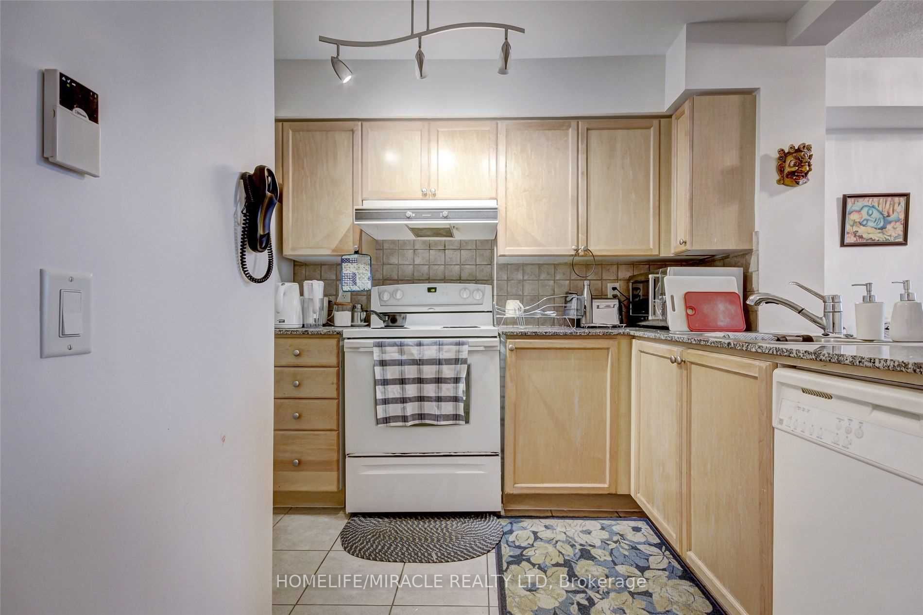83 BOROUGH Drive #410