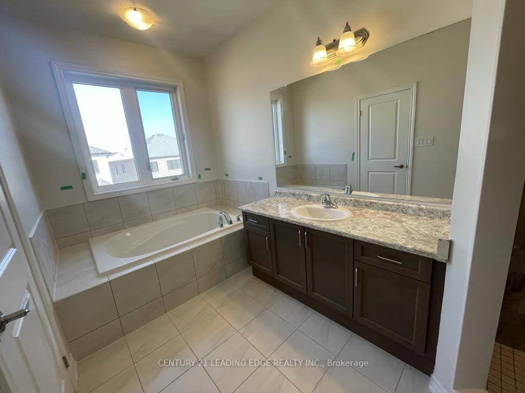 16 Bromfield St