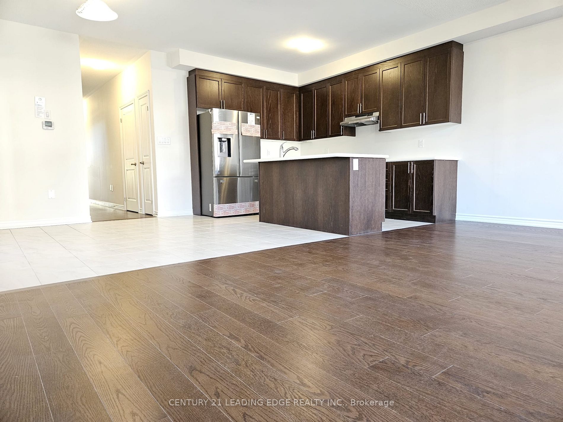 16 Bromfield St