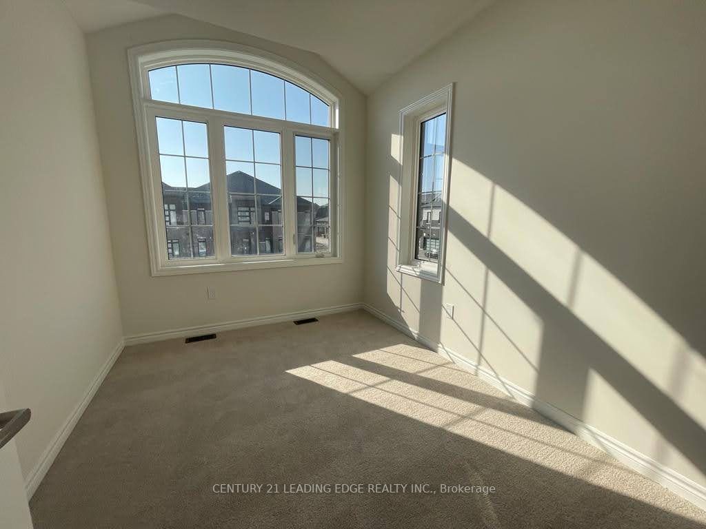 16 Bromfield St