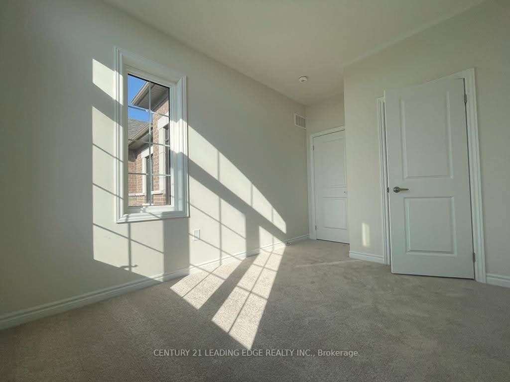 16 Bromfield St