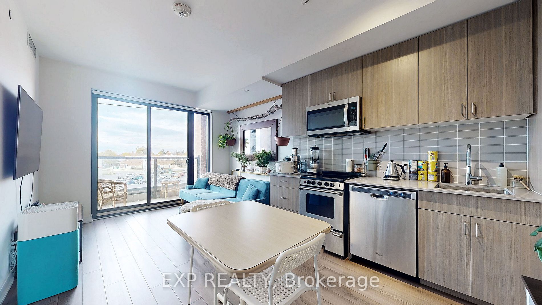 2799 Kingston Rd, #318