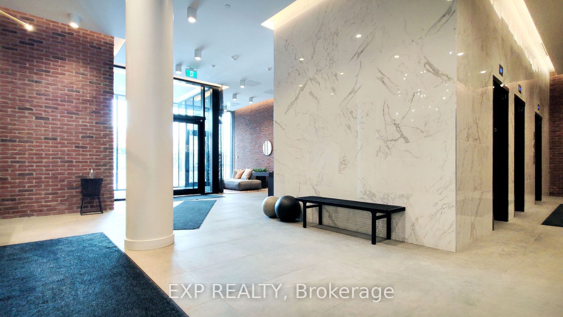 2799 Kingston Rd, #318