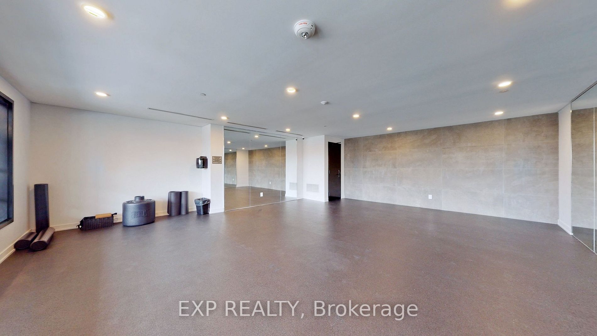 2799 Kingston Rd, #318