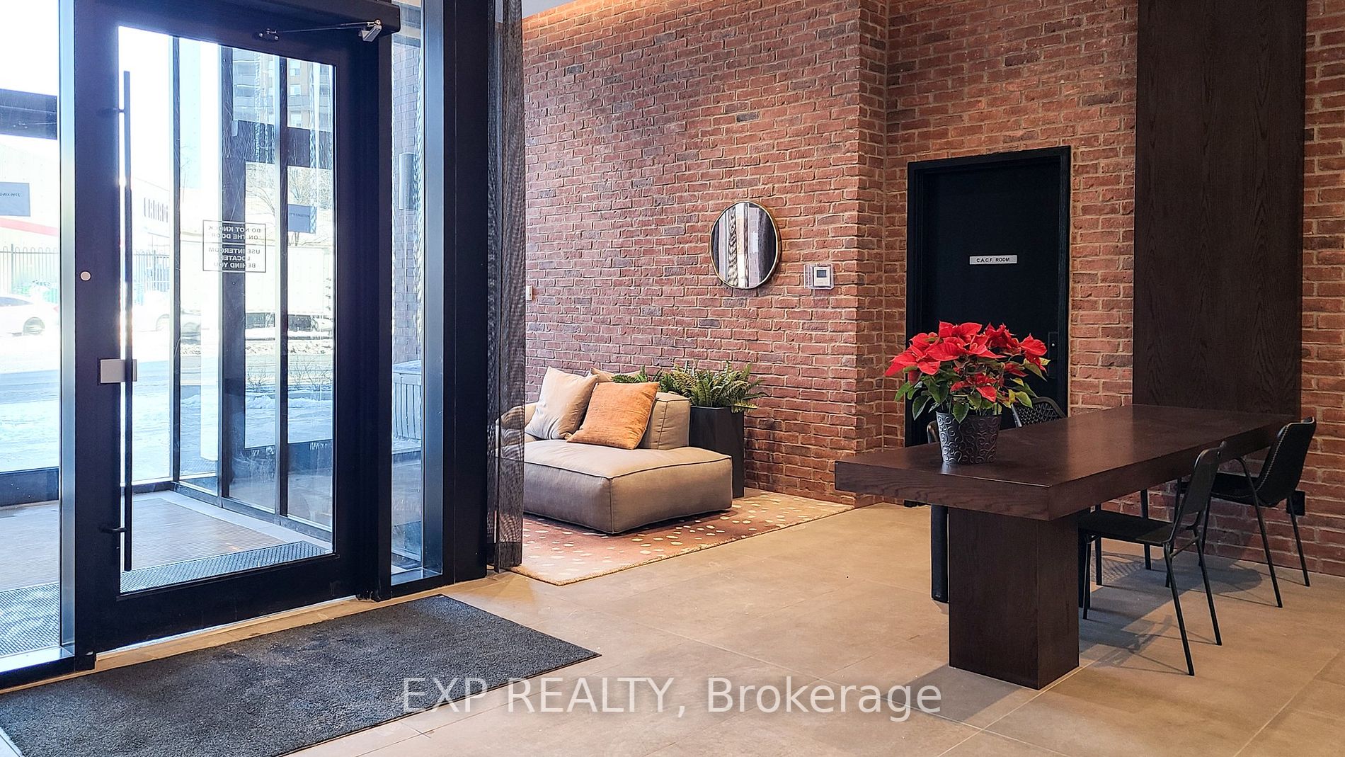 2799 Kingston Rd, #318