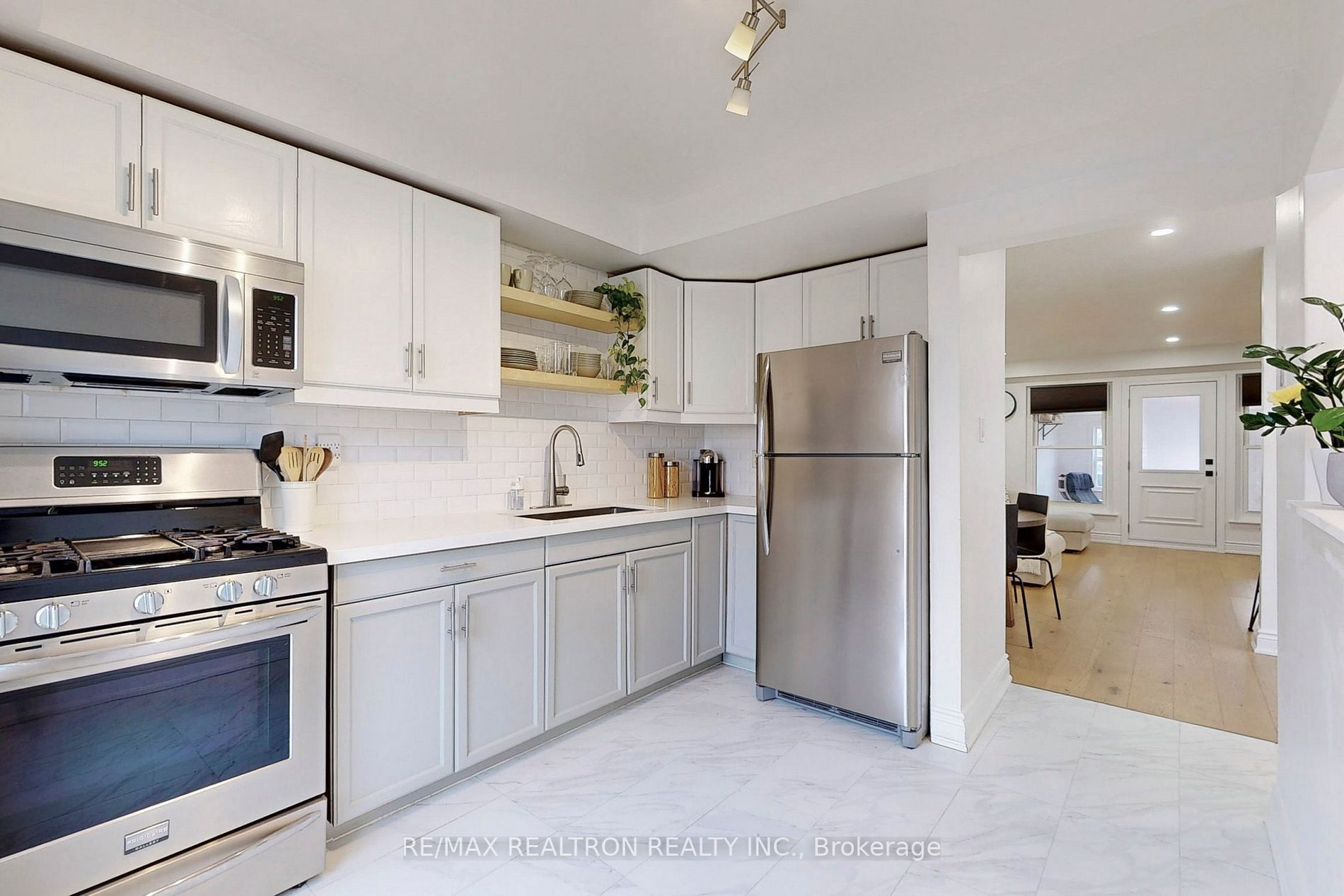 109 Ormond Dr