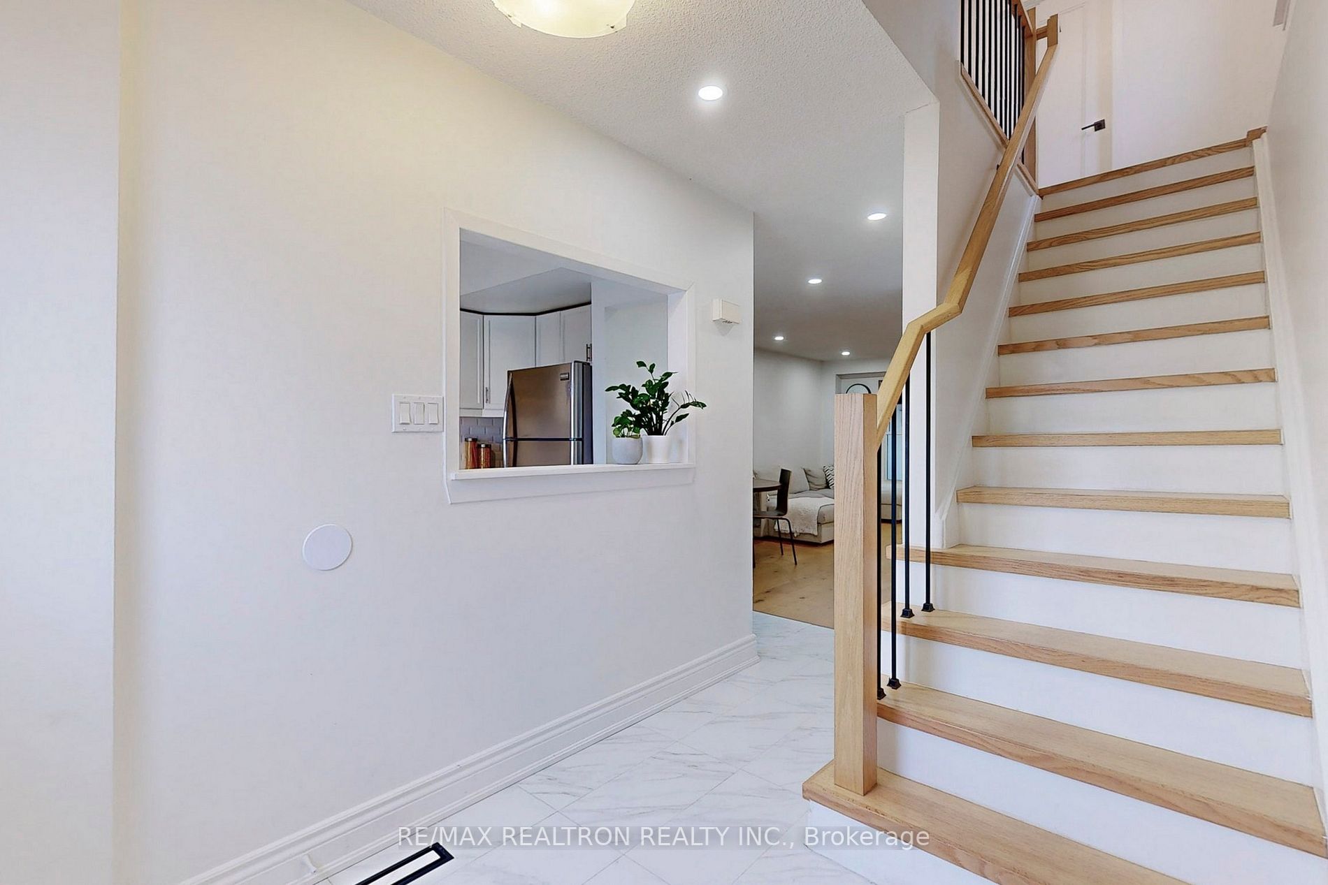 109 Ormond Dr