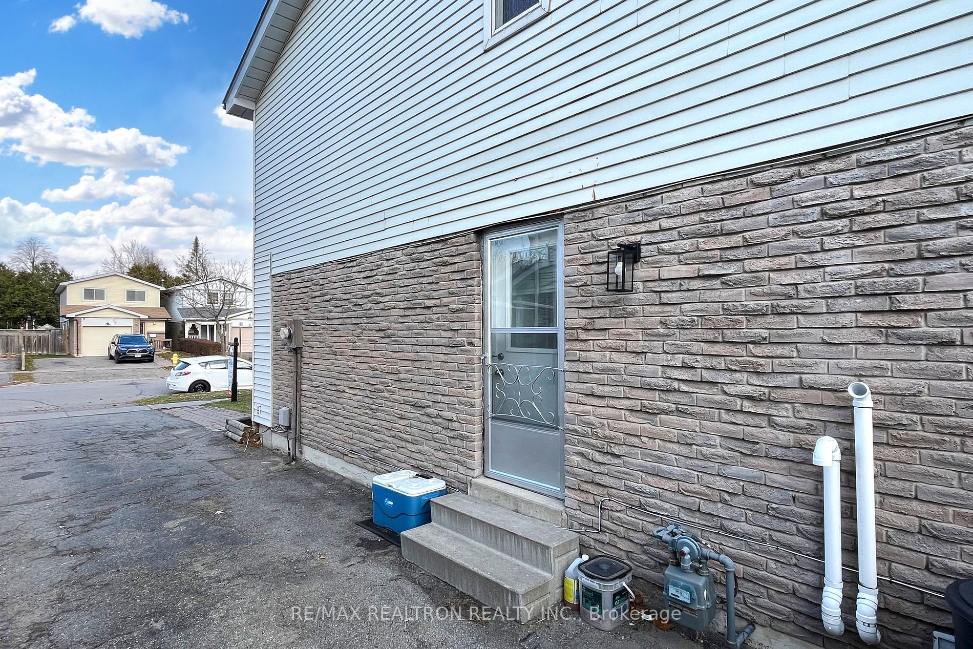 109 Ormond Dr
