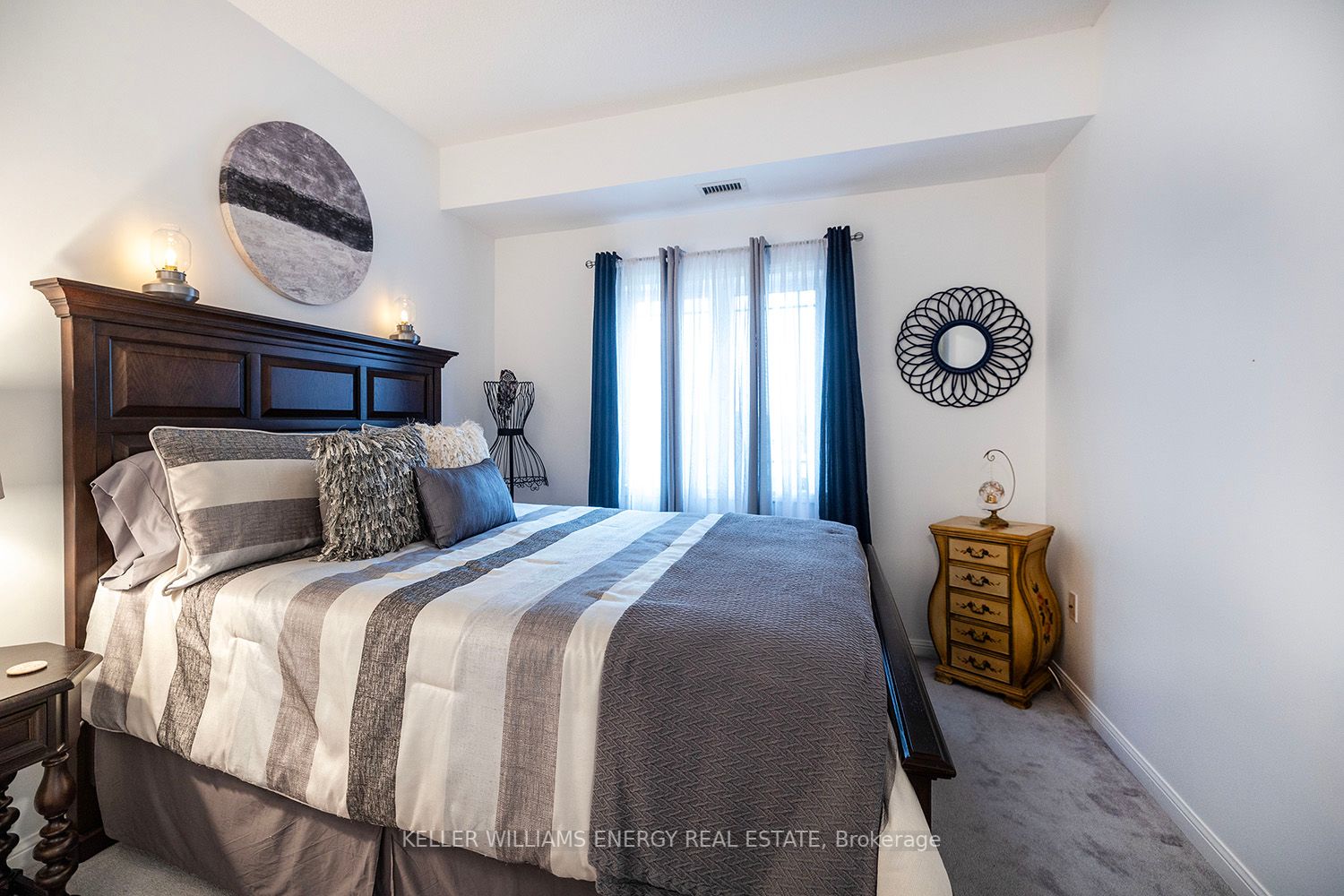 1 Sidney Lane, #206