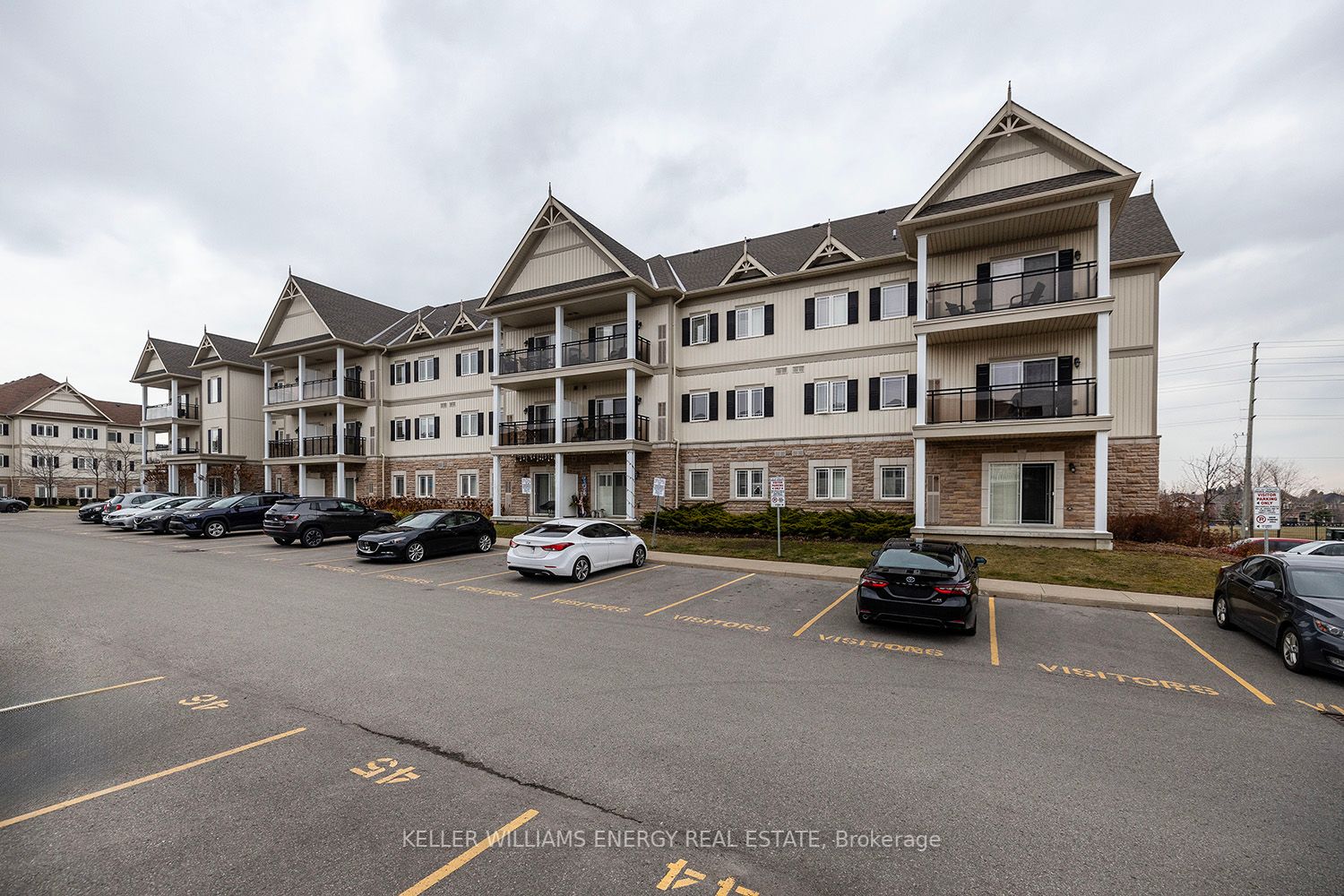 1 Sidney Lane, #206