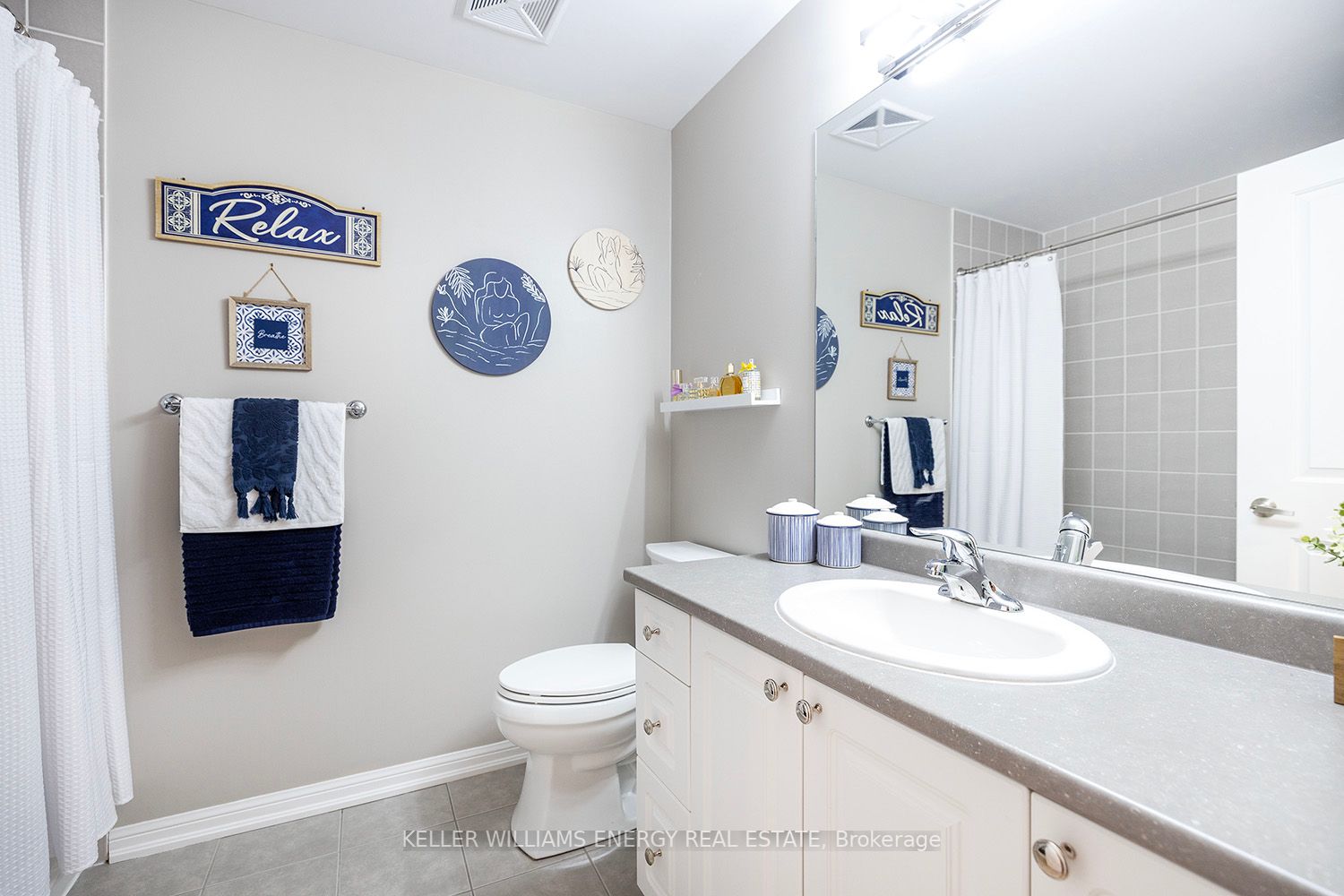 1 Sidney Lane, #206