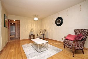 985 Vistula Dr