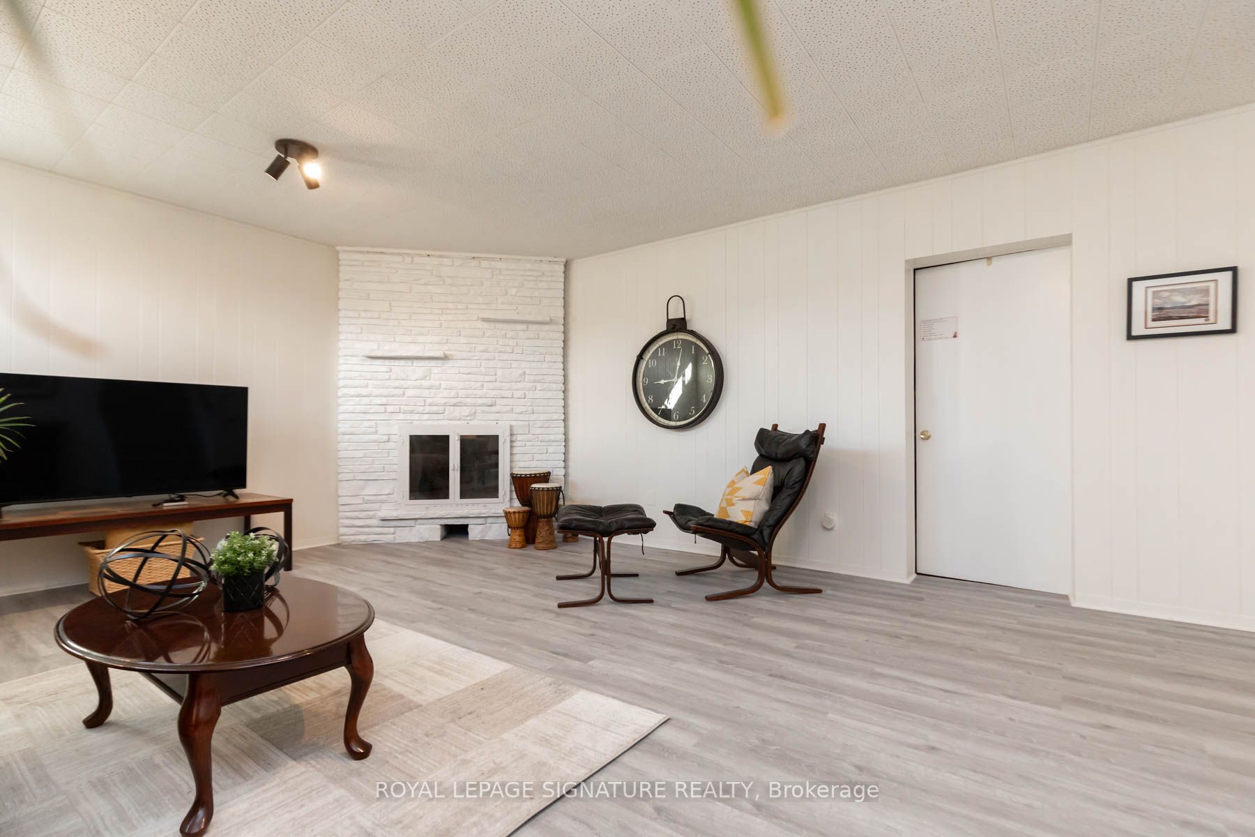 17 Cheyenne Dr