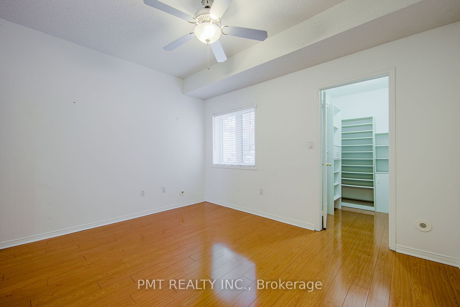 901 Kennedy Road, #26