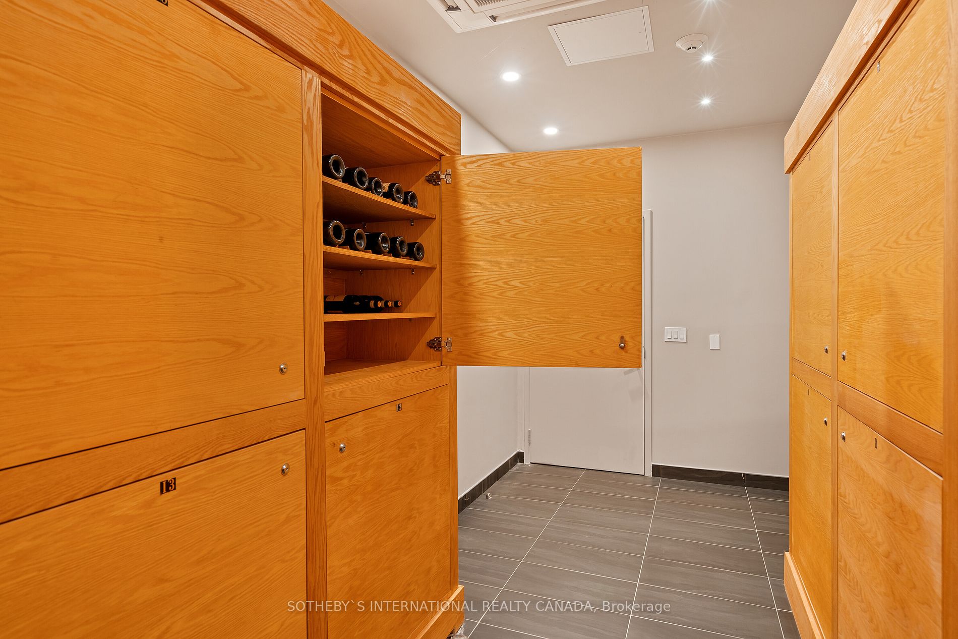 175 Jones Avenue, #9