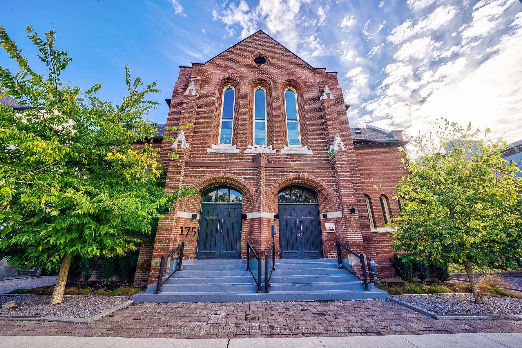 175 Jones Avenue, #9