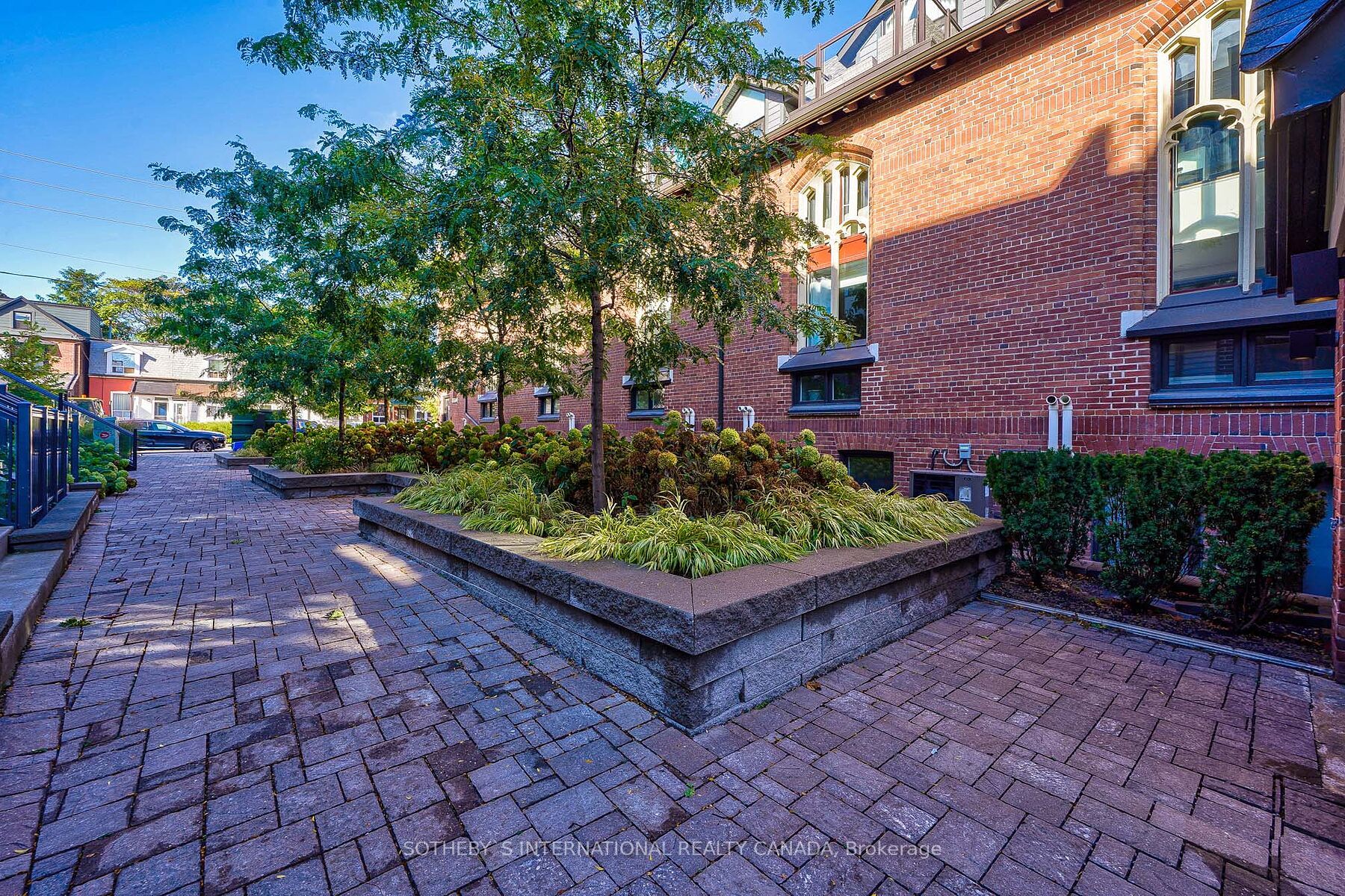 175 Jones Avenue, #9