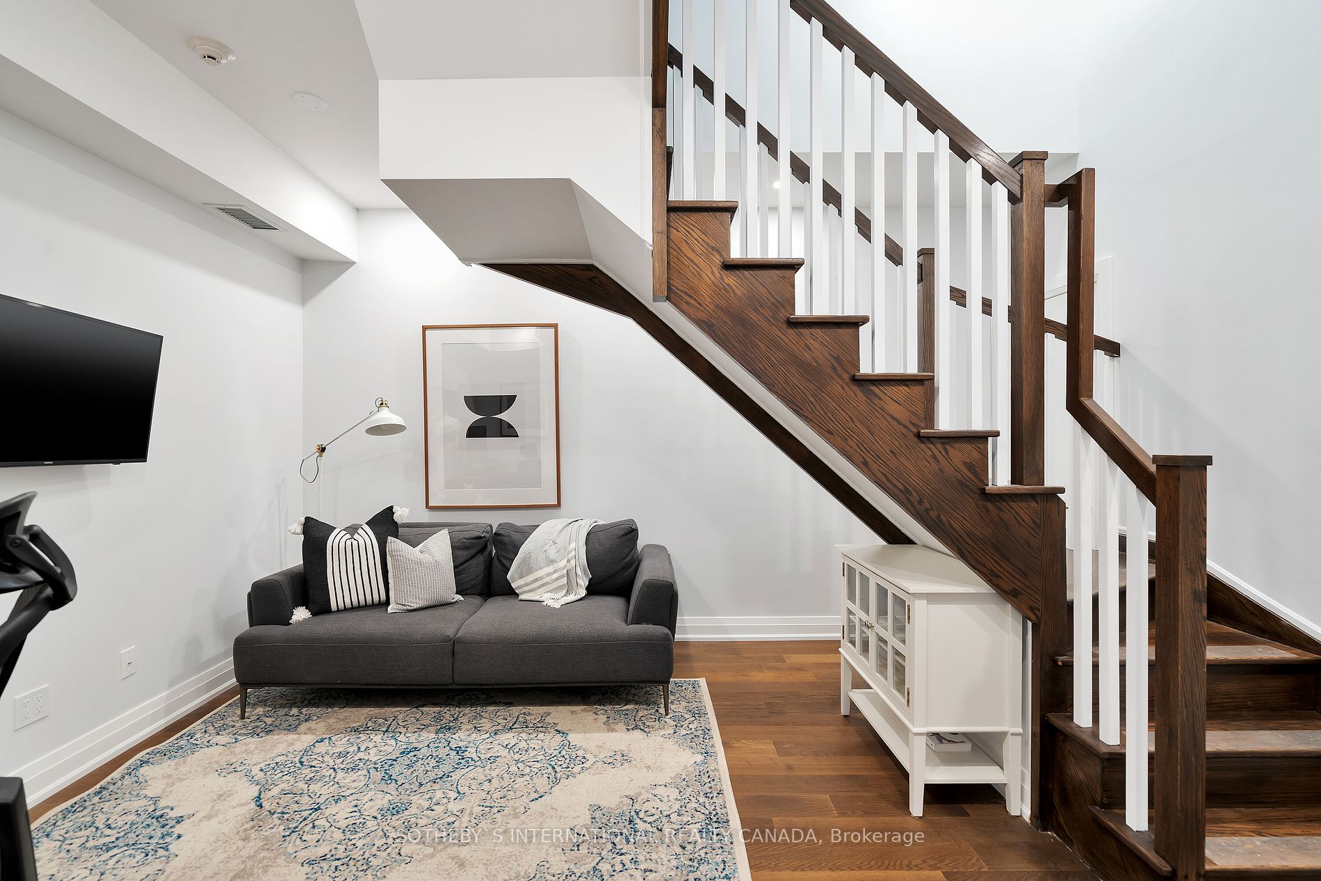175 Jones Avenue, #9