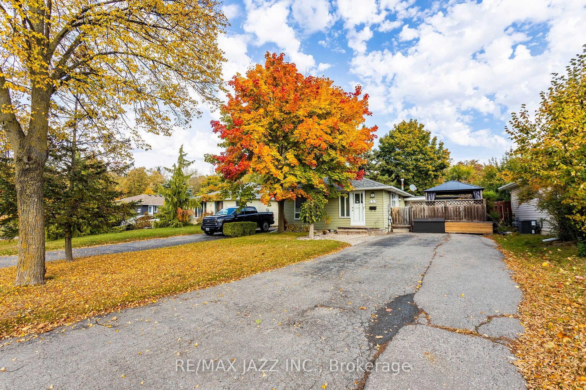 757 Edna Crt