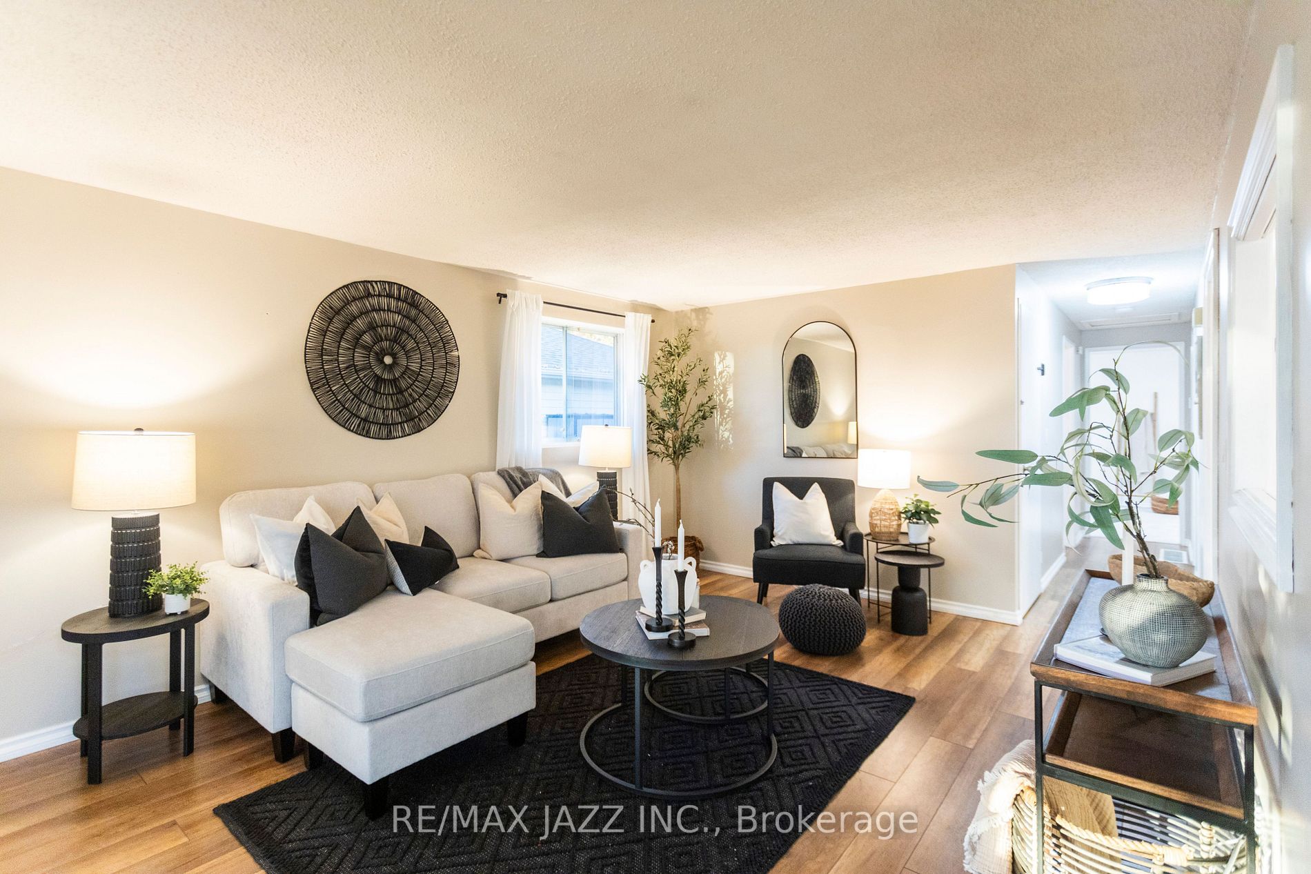 757 Edna Crt