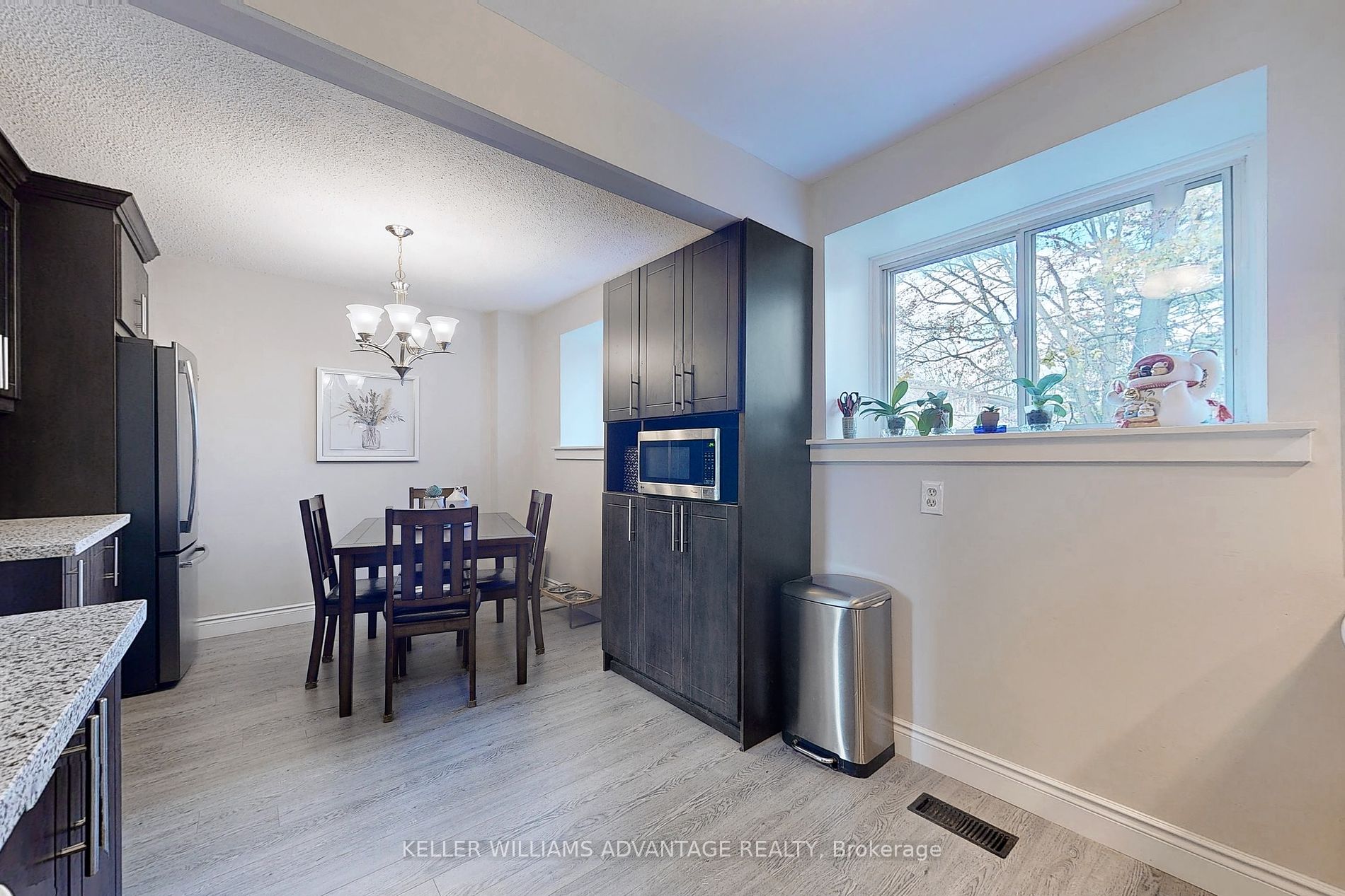 55 Collinsgrove Rd, #212